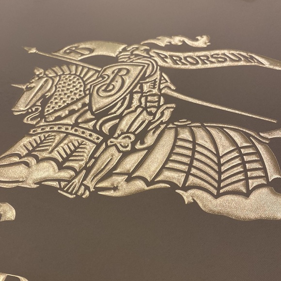 Authentic extra large Burberry paper bag - Picture 7 of 13